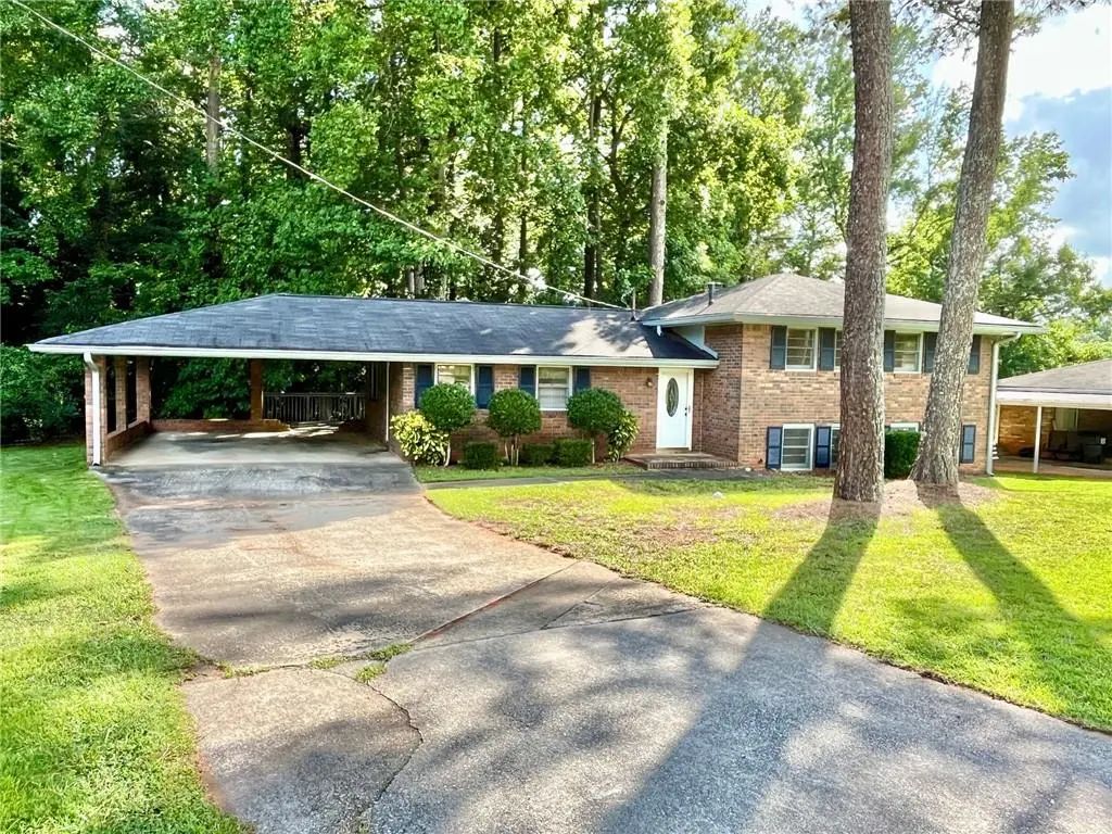 512 Donwood Lane Sw, Marietta