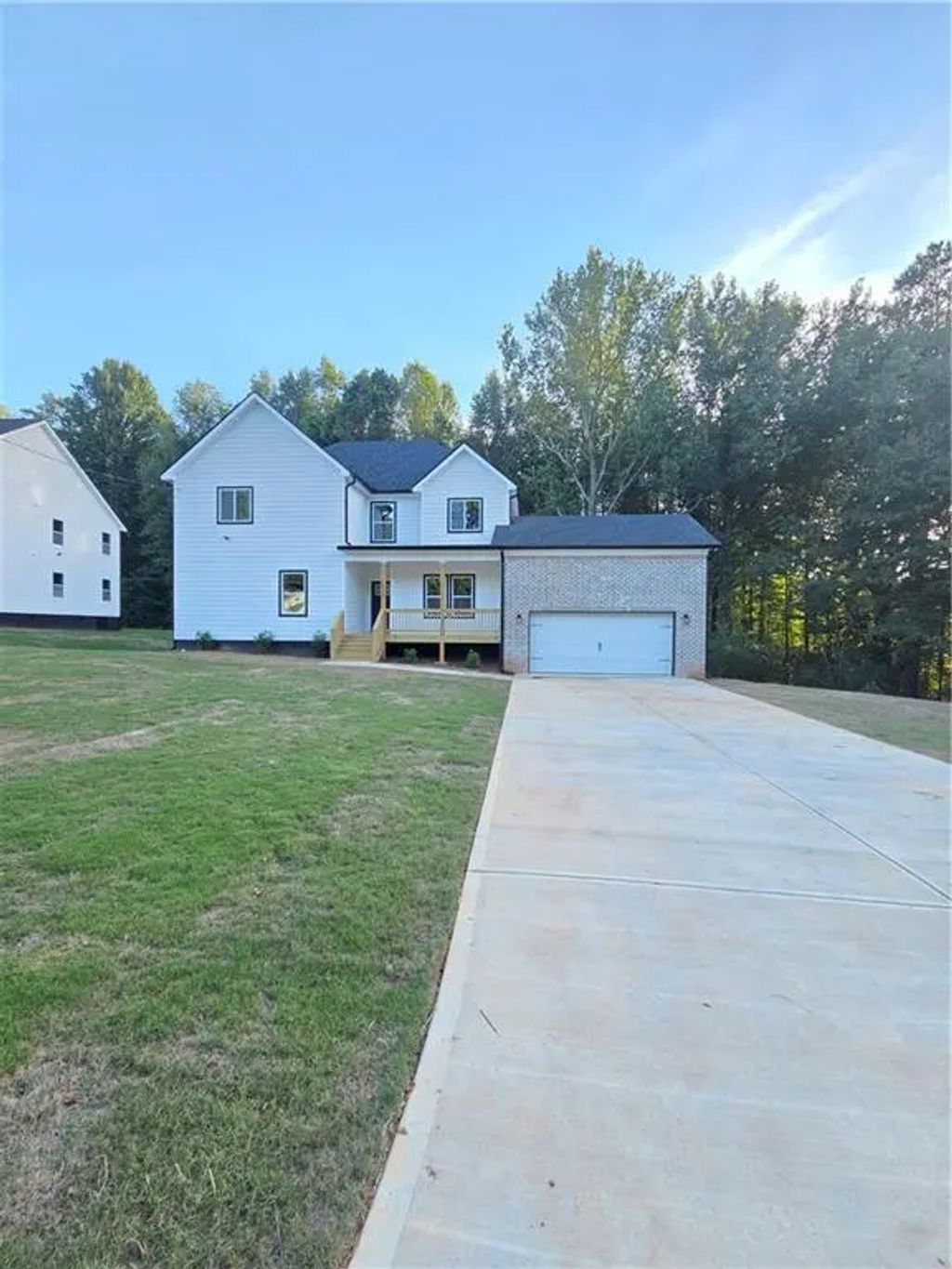 1013 S Gordon Road, Austell
