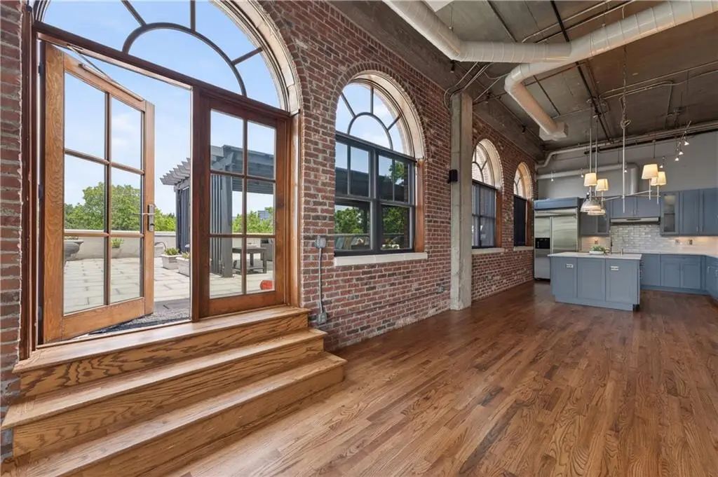 Unit 803 - 3235 Roswell Road Ne, Atlanta