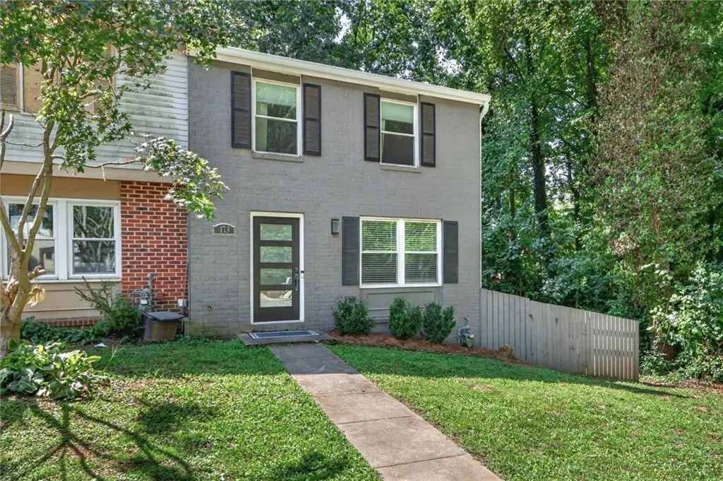 173 Roswell Commons Way, Roswell
