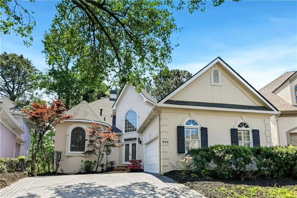 225 Brassy Court, Alpharetta