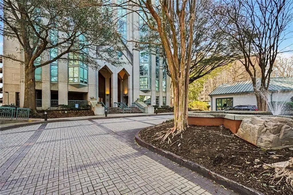 Unit 1806 - 2870 Pharr Court Nw, Atlanta