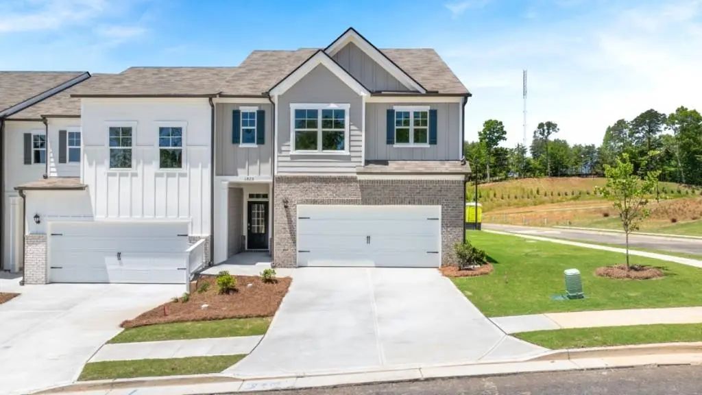 1825 Meadow Green Circle, Gainesville