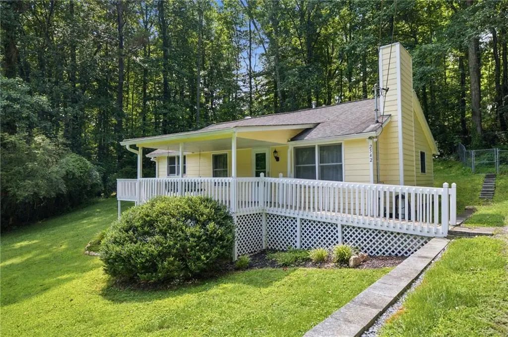 2542 Ball Ground Highway, Canton