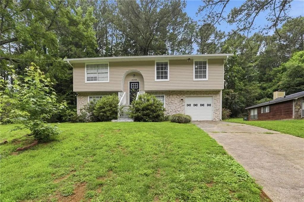 4305 Old Lake Drive, Decatur