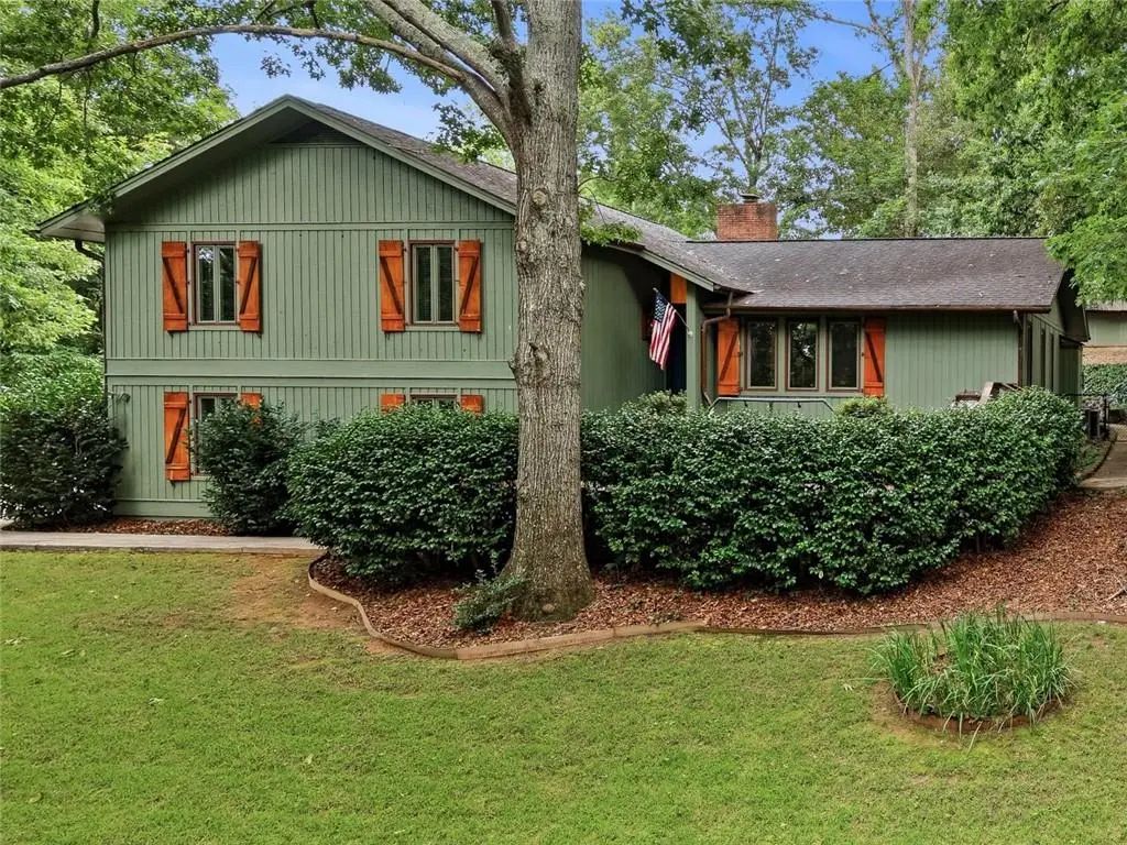 2033 Riverwood Drive, Gainesville