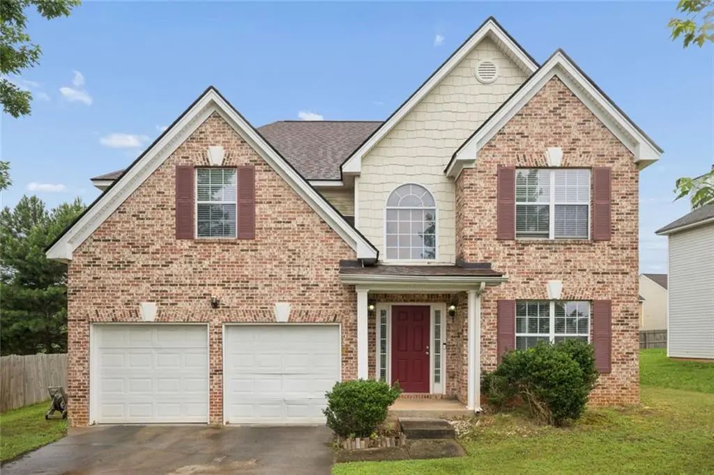 439 Lake Ridge Lane, Fairburn