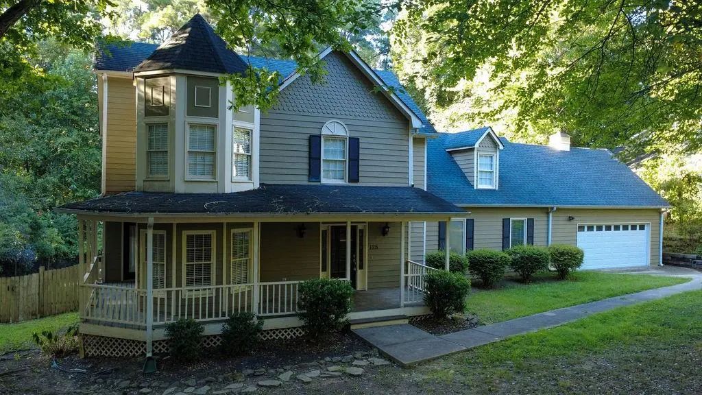 125 Picketts Lake Drive, Acworth
