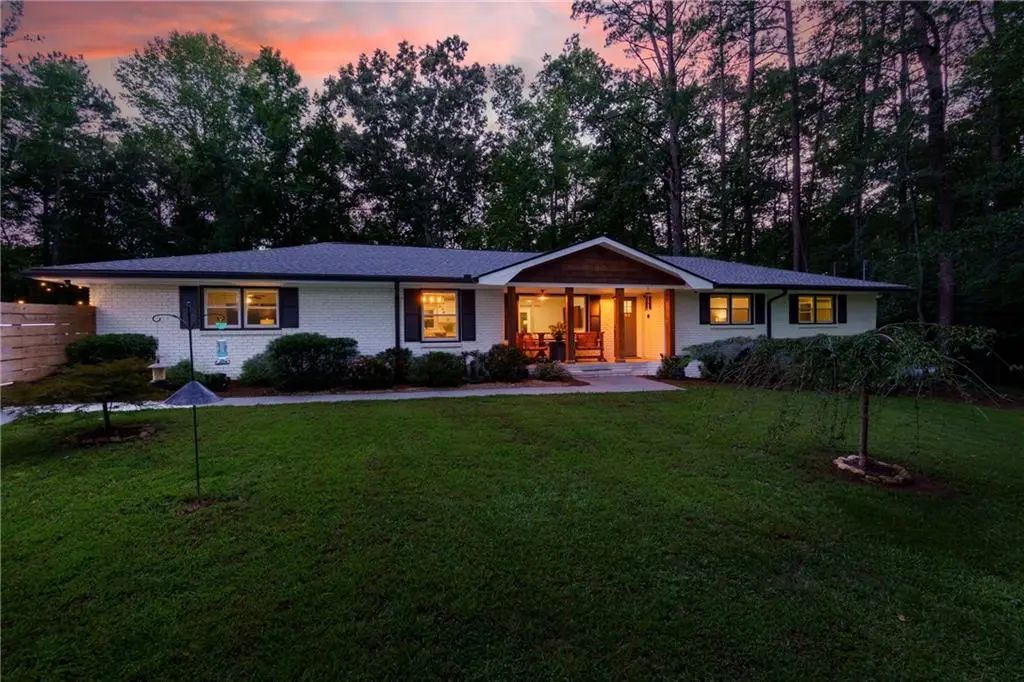 4064 Covered Bridge Road Sw, Smyrna