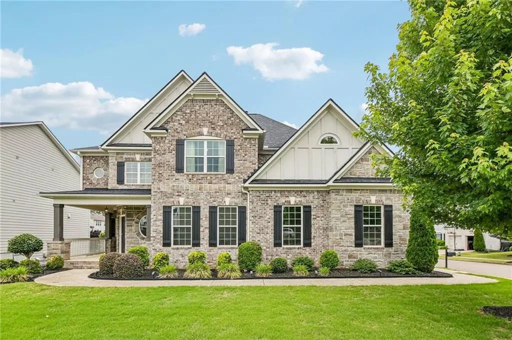 129 Edinburgh Drive, Canton