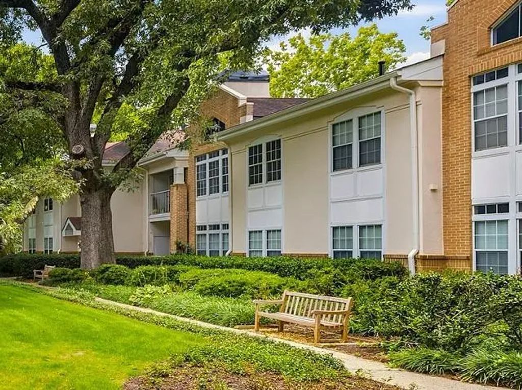 Unit 211 - 240 Renaissance Parkway Ne, Atlanta