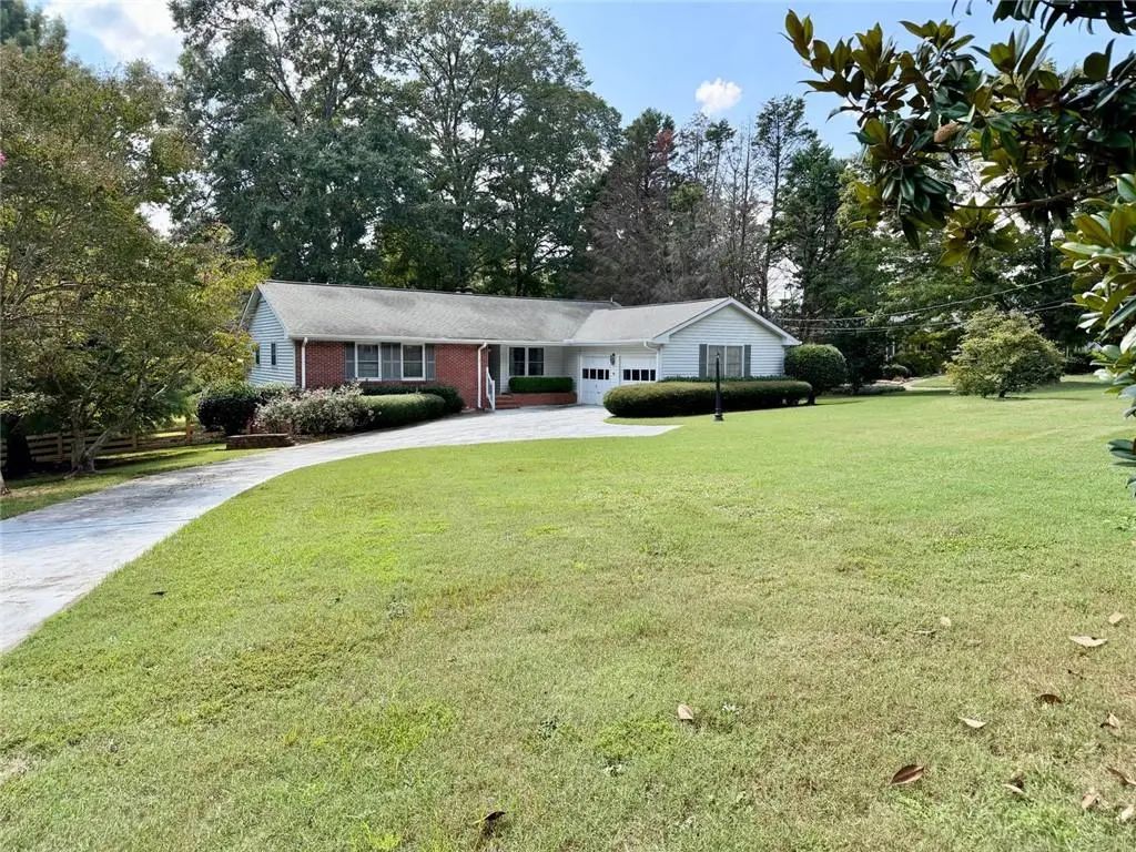 5 Plantation Circle, Carrollton
