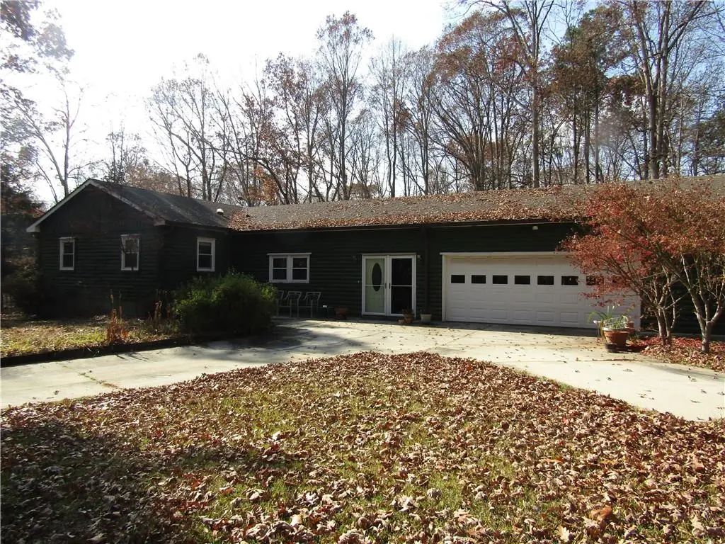 3145 Fence Road, Dacula