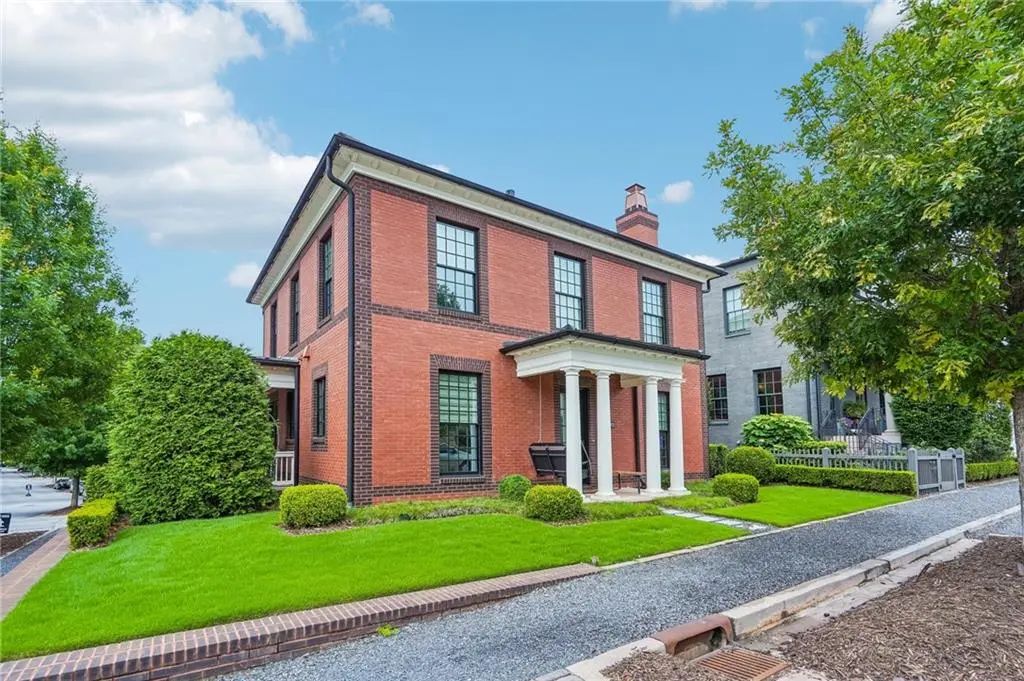 190 3rd Street, Fayetteville
