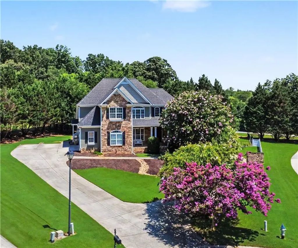 124 Waterford Court, Jefferson