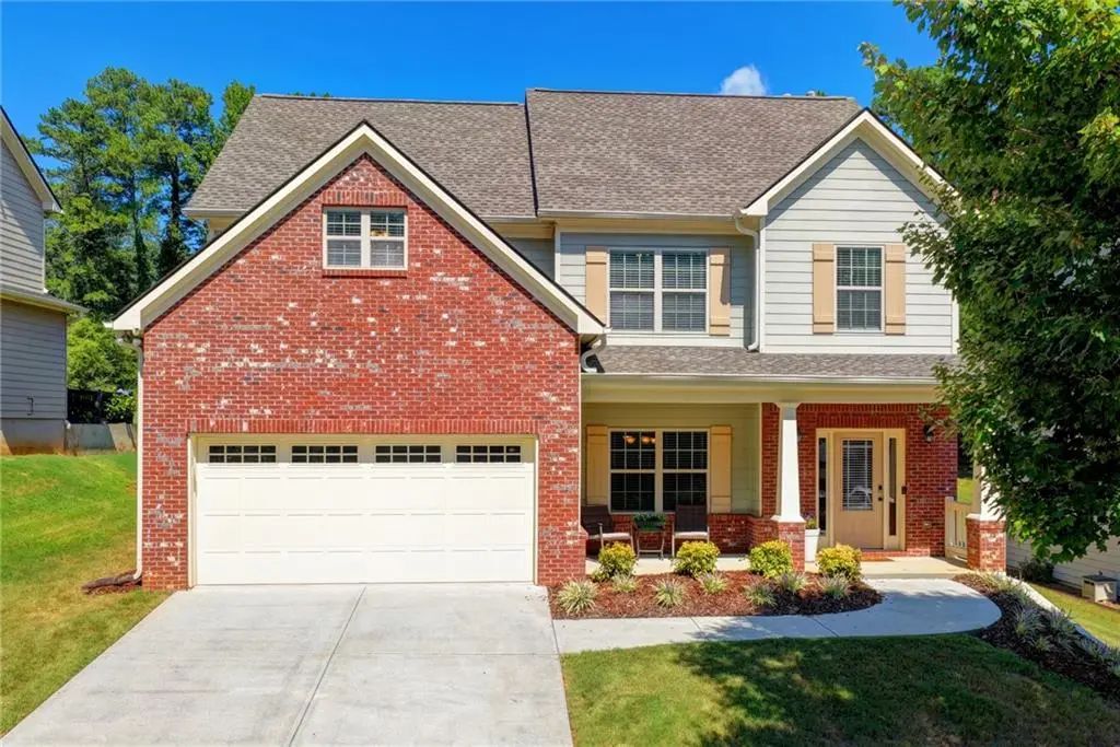5691 Crest Hill Drive, Buford