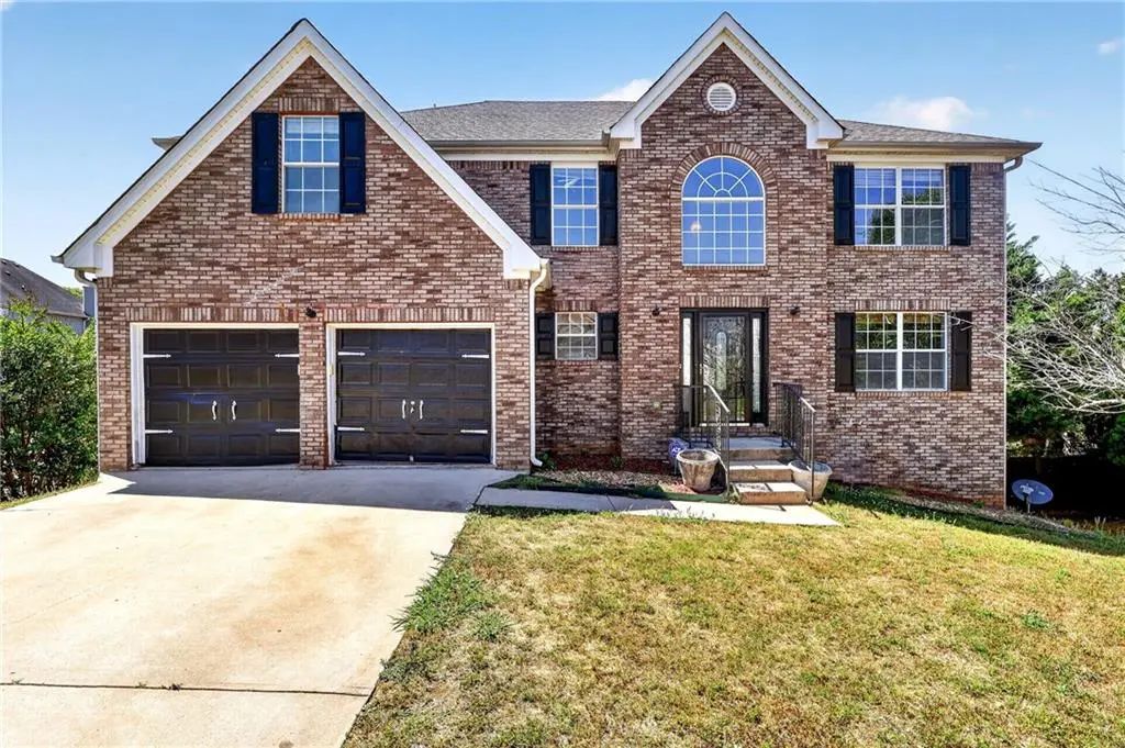 485 Brunswick Circle, Stockbridge