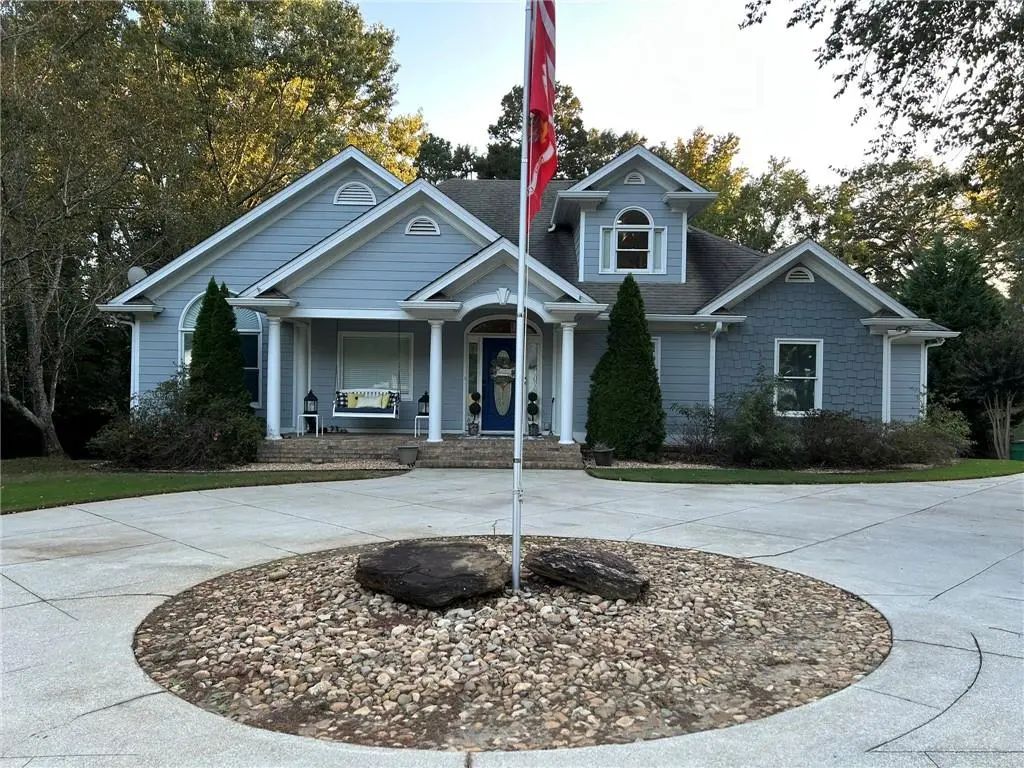 4548 Duncan Drive, Sugar Hill