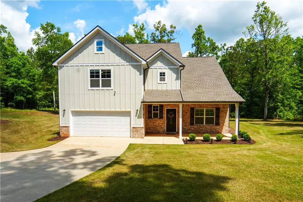 425 Boynton Road, Hampton