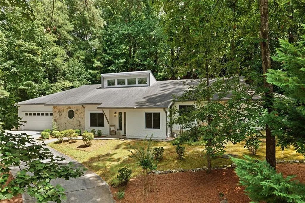 3185 Rivermont Parkway, Alpharetta