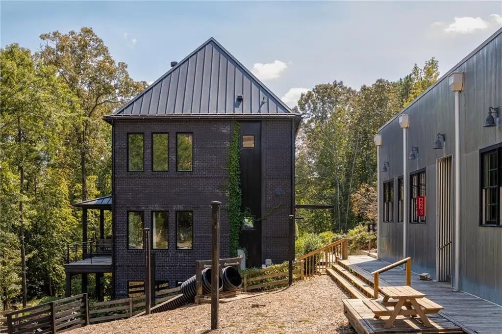 10630 Serenbe Lane, Chattahoochee Hills