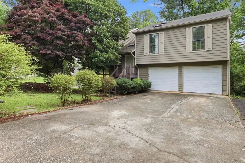 1648 Olde Oak Drive, Lithia Springs
