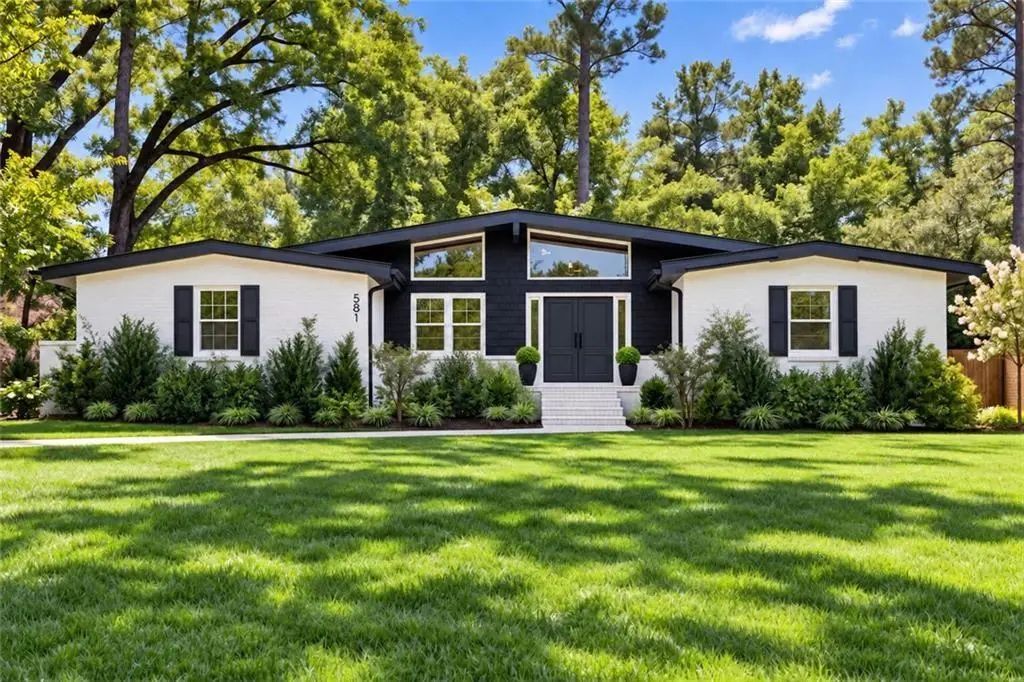 581 Lummus Avenue, Austell