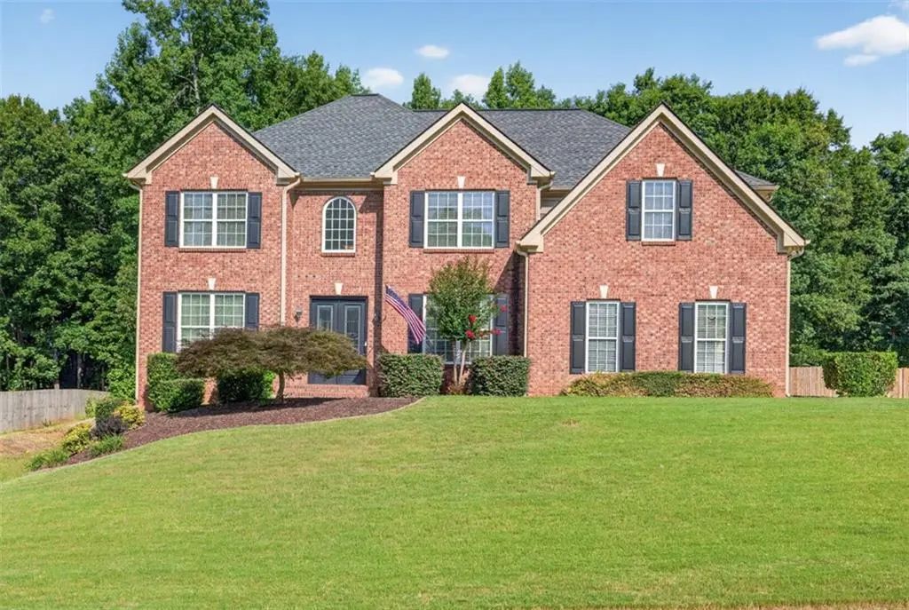 202 Prestwick Drive, Hoschton