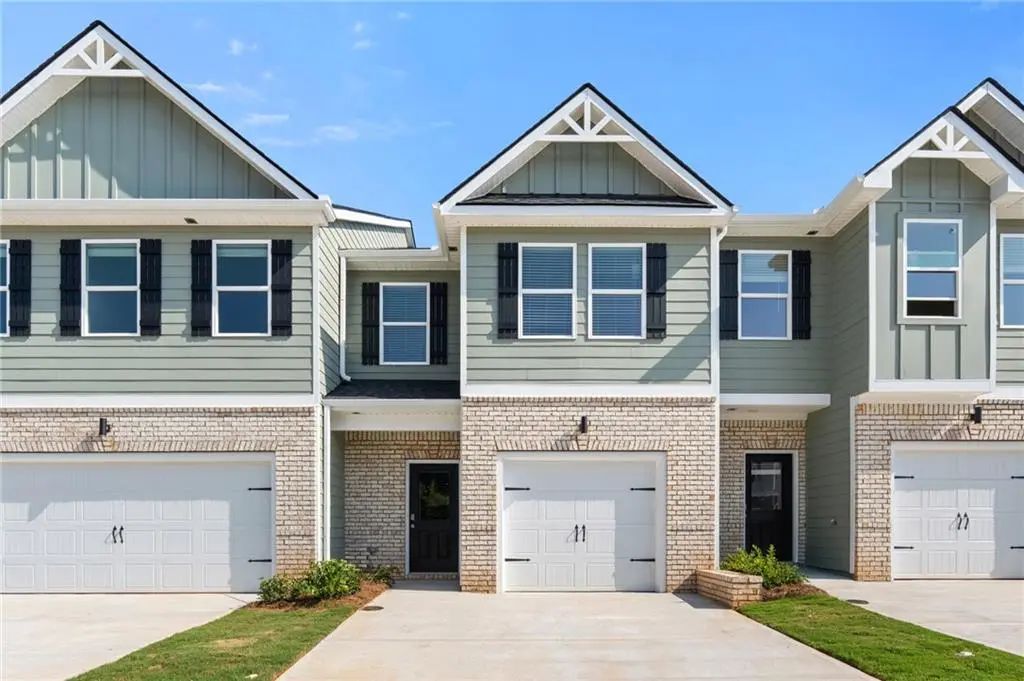 8312 Columbia Court, Palmetto