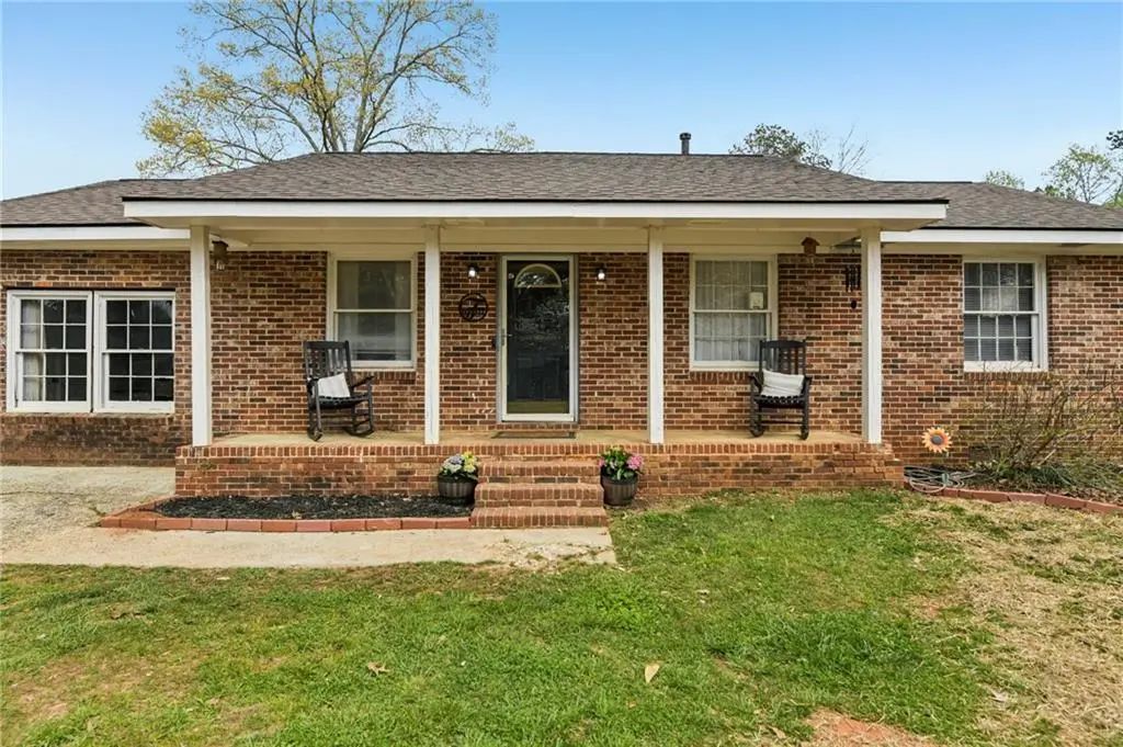 8165 Laurel Drive, Covington