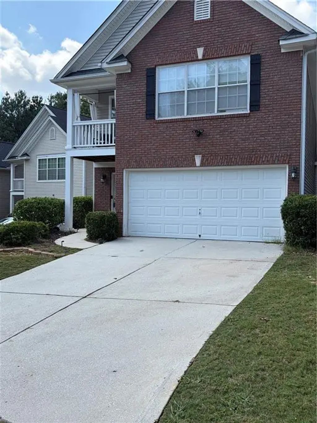 667 Lakes Circle, Lithonia