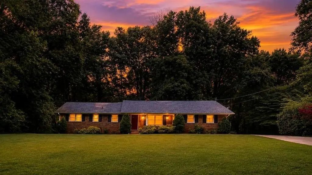 1119 Macland Road, Dallas