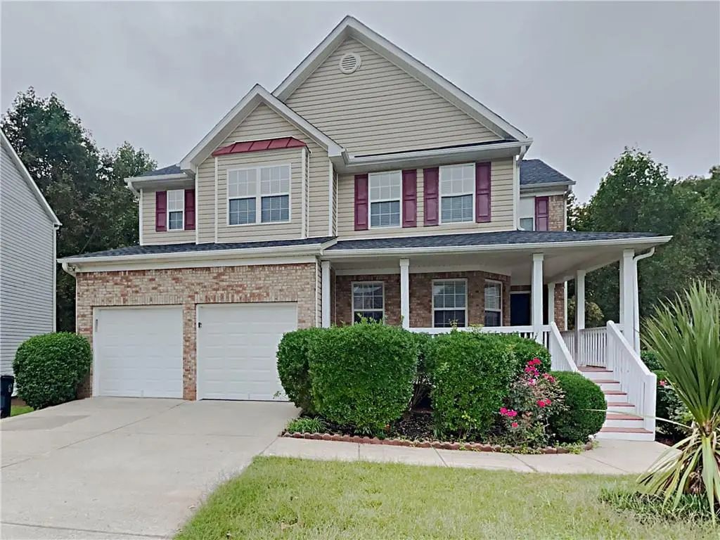 825 Roxfield Court, Buford