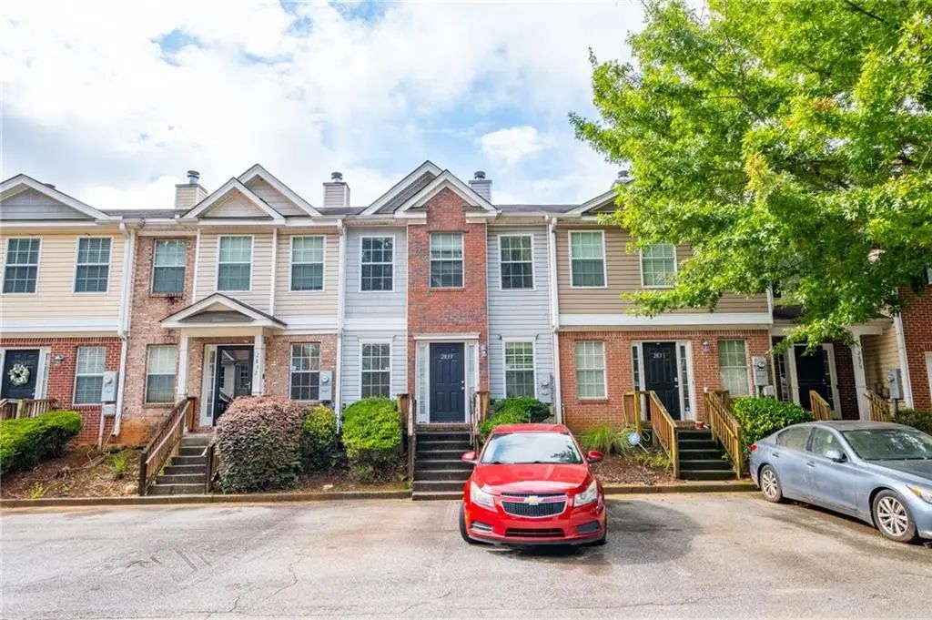 2833 Vining Ridge Terrace, Decatur