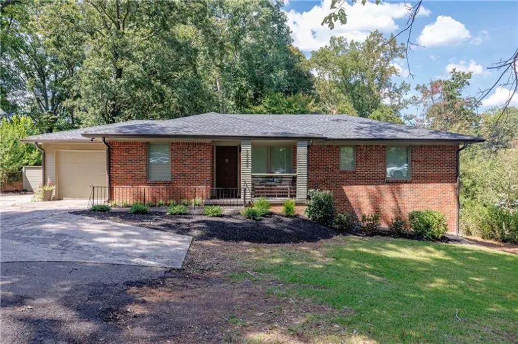 3542 N Druid Hills Road, Decatur