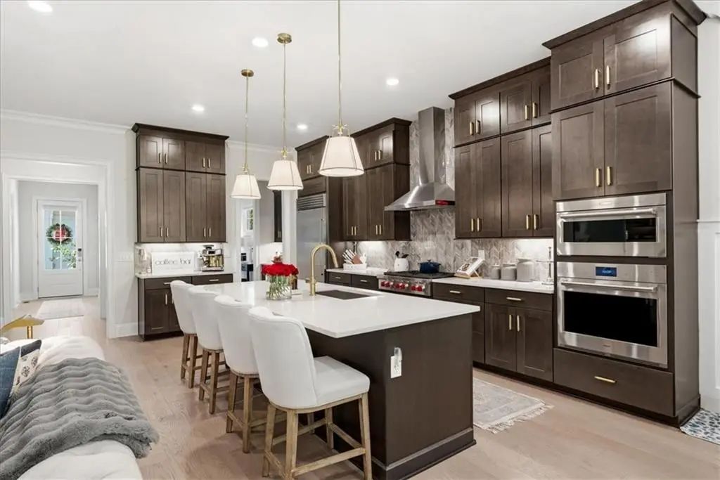 410 Anglin Walk, Alpharetta
