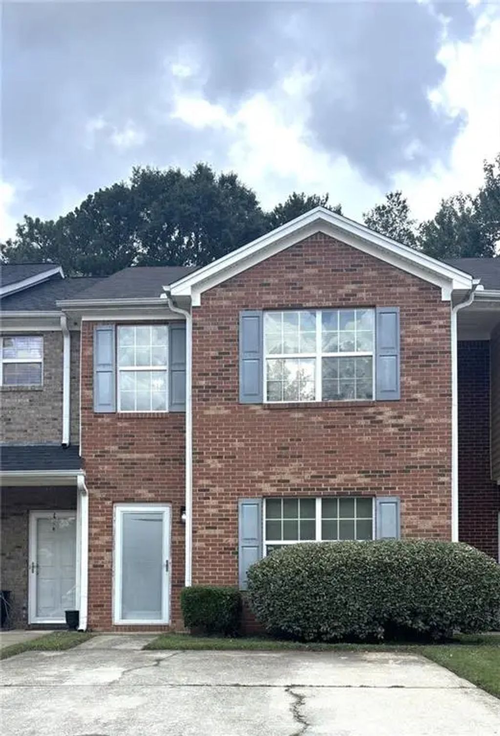 1560 Eastern Sunrise Lane, Decatur