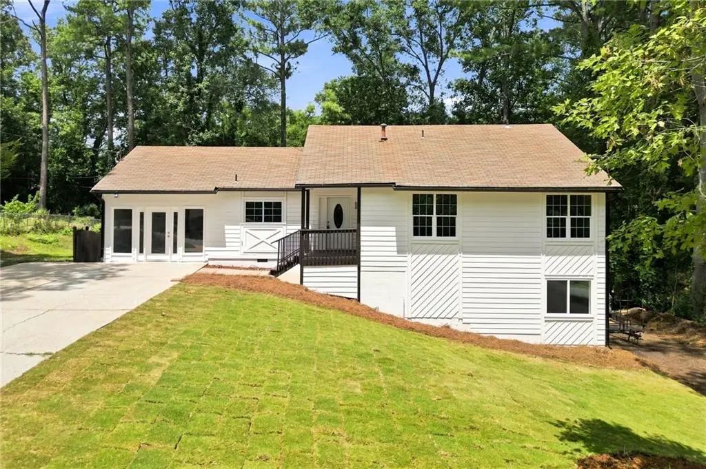 1445 Diplomat Drive, Riverdale