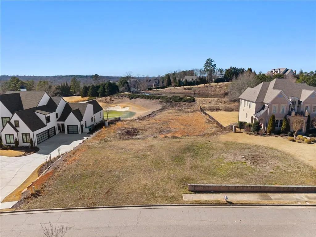 5030 Kings Close, Milton