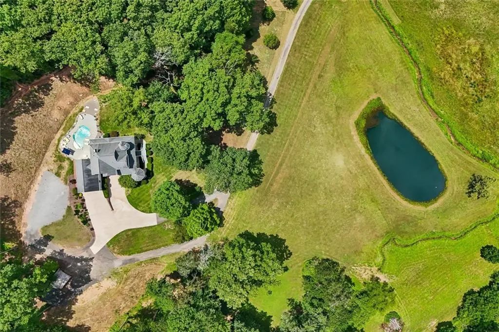 4218 Roy Road, Ellijay