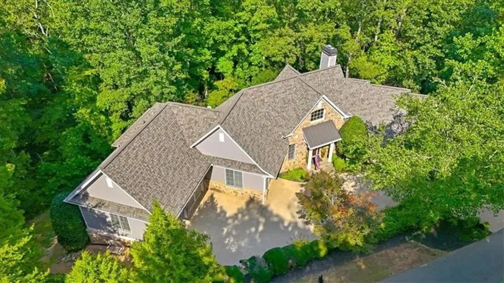 12 Somerset Lane, Cartersville