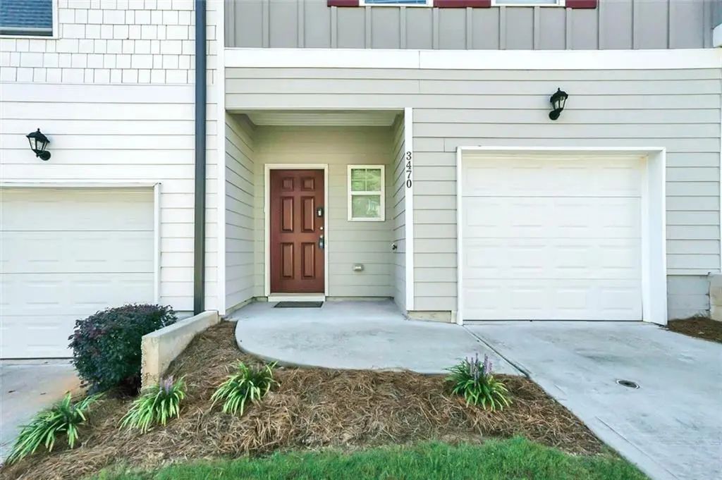 3470 Lakeview Creek, Stonecrest