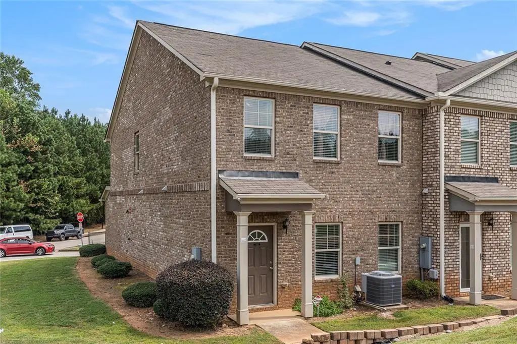 7442 Pine Brook Road, Stockbridge