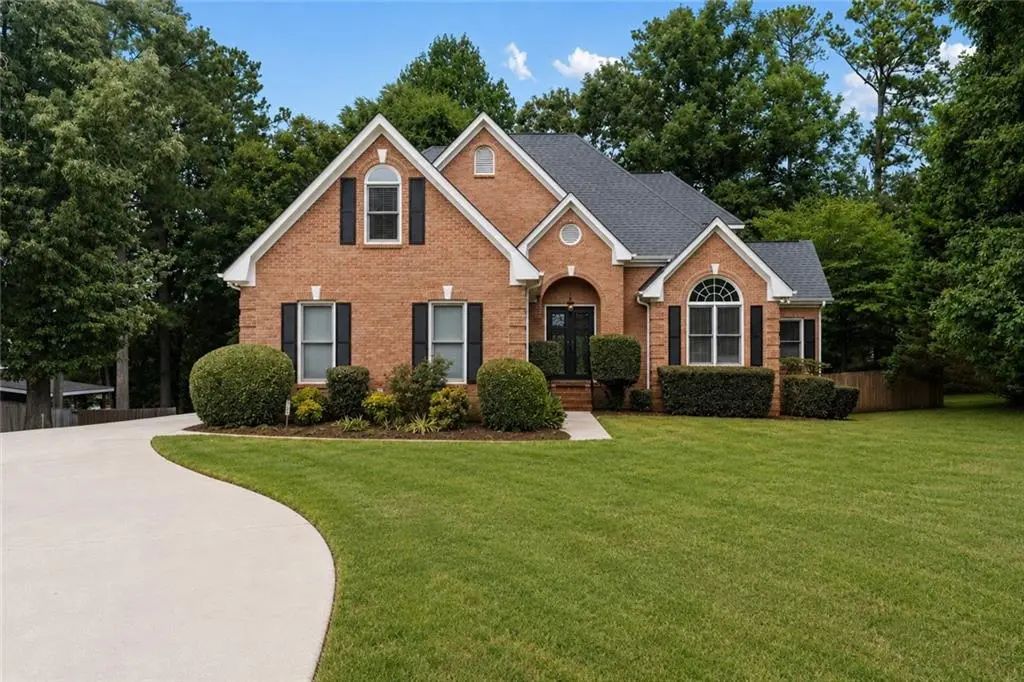 2319 Lochinver Lane, Conyers