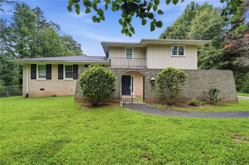 7037 Dalmatia Drive, Riverdale