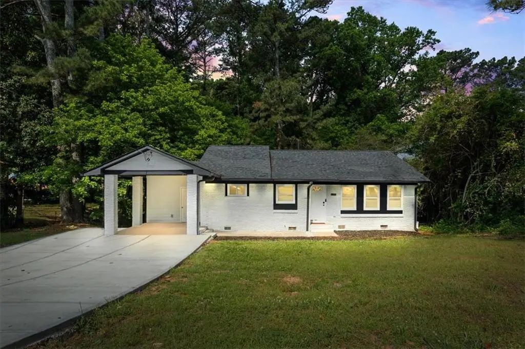 2223 Columbia Drive, Decatur