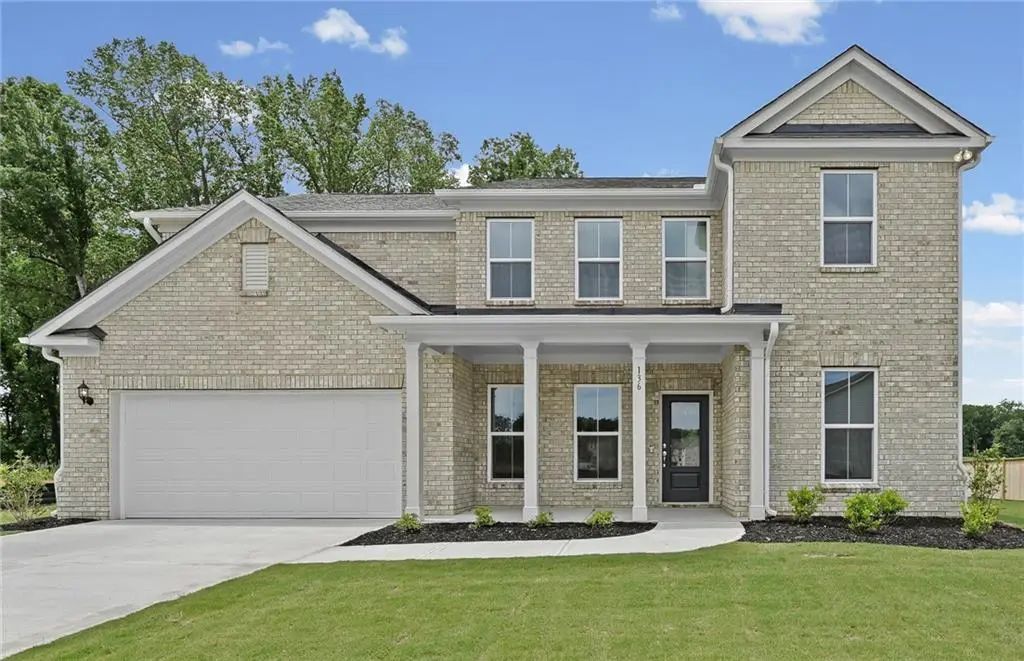 136 Aj Welch Jr Way, Mcdonough