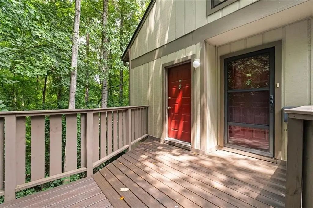 804 Woodcliff Drive, Sandy Springs