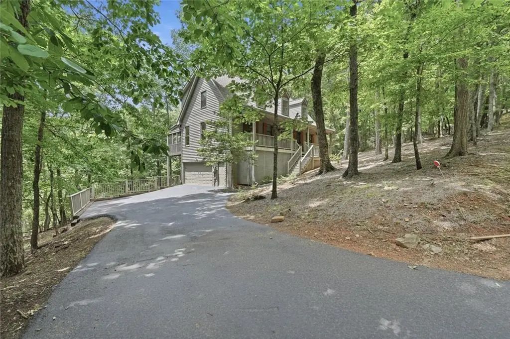 222 Bellflower Drive, Jasper