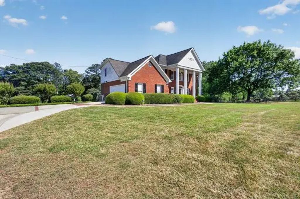 3715 Ridge Road, Buford